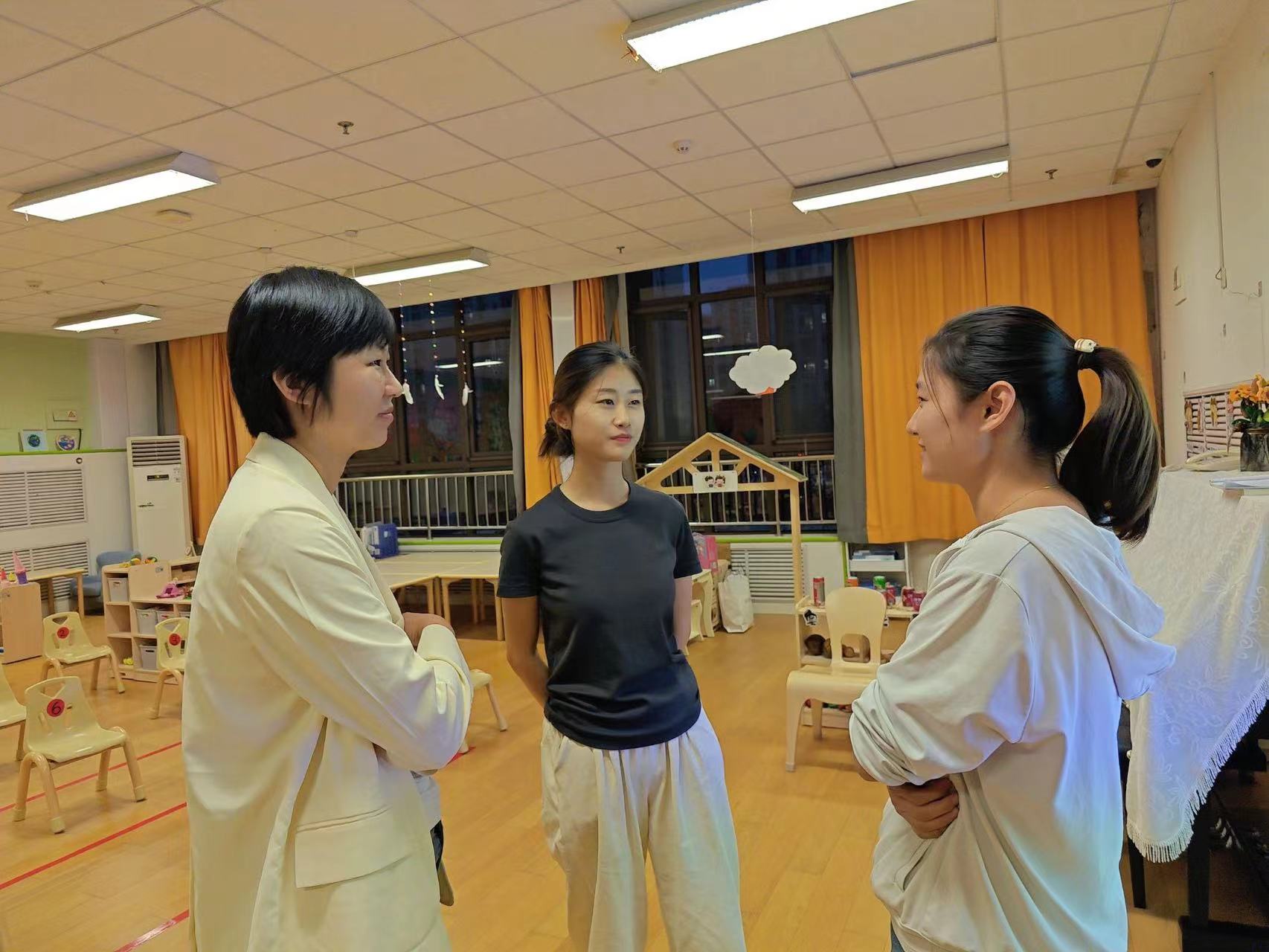 共赴秋育共育成长——历城区机关第二幼儿园湖畔园2024年秋季家长会(图6)