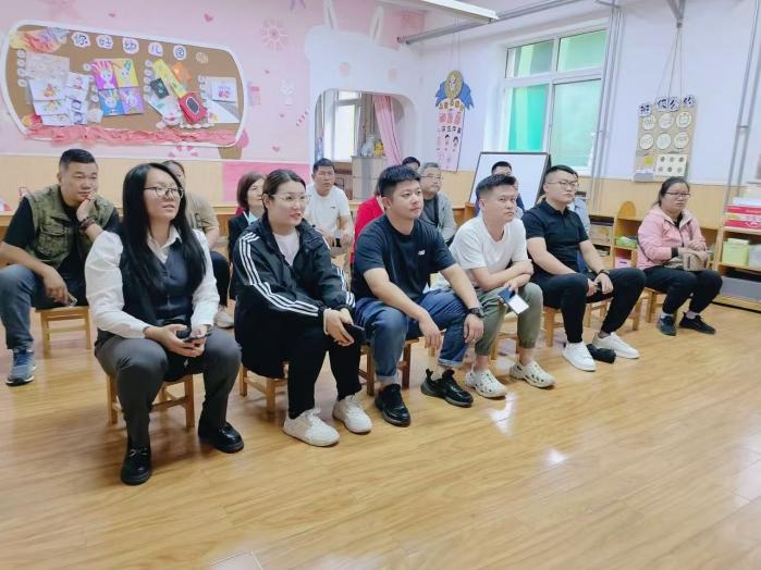济南市天桥区幼教中心实验幼儿园召开2024年秋季新学期家长会_大众网(图1)