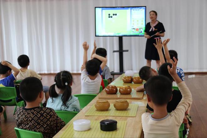 22年幼儿园学生4628万人再看23年的幼儿入园人数差距太大(图8)