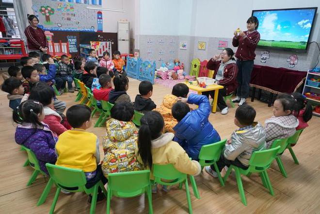 看到22年幼儿园入园4628万人再看23年幼儿入园人数差距太大了(图4)