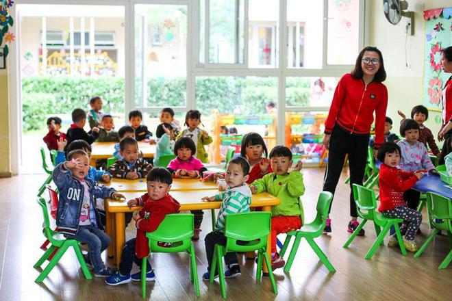 看到22年幼儿园入园4628万人再看23年幼儿入园人数差距太大了(图6)