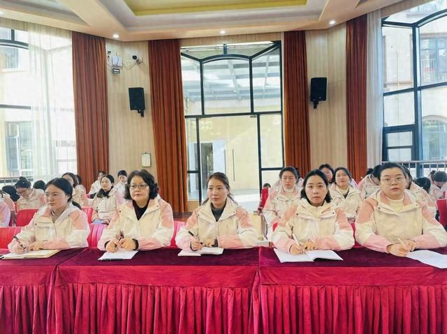 凯发k8旗舰厅ag：合肥市双岗幼儿园教育集团：共研共享促交流且思且行共成长(图1)