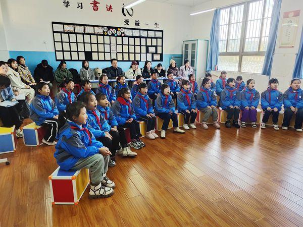 汉滨区举行中小学幼儿园优质课展示评比活动(图2)