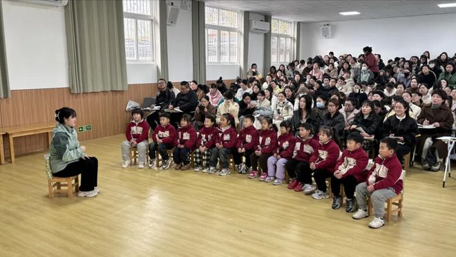 阜阳阜南：2024年北片区学前教育教研活动在赵集镇中心幼儿园举行(图1)