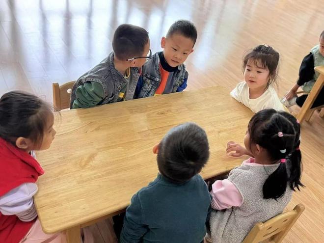 小小值日生——天桥区京师实验幼儿园课程故事(图5)
