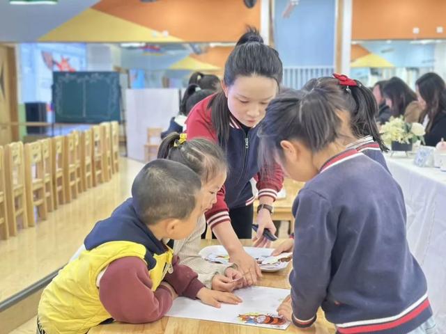 以“言”促教“语”你同行——沣东学前第五“名校+”教育联合体语言领域展示课活动(图14)