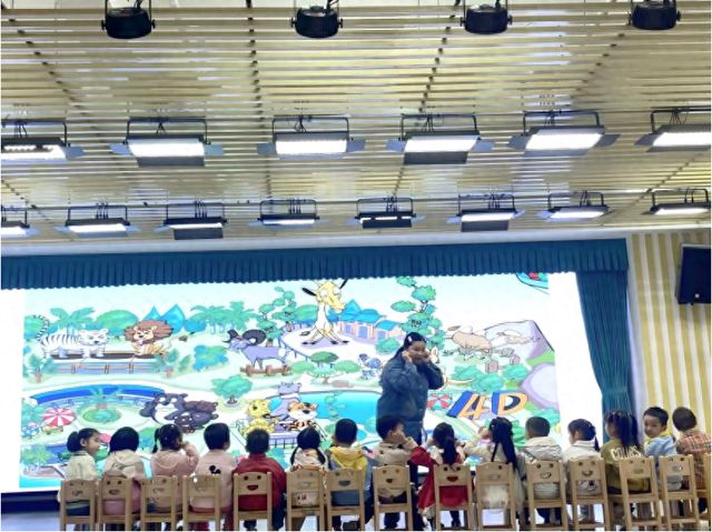凯发国际：宜宾市南溪区北城幼儿园开展2024年秋期新教师见面课(图1)