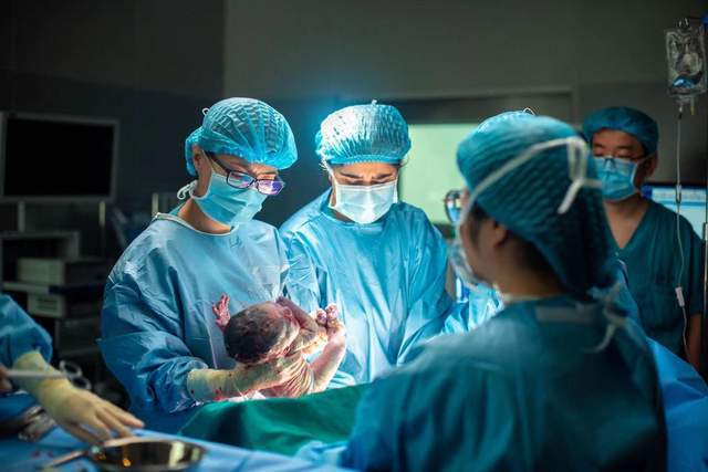 生育率低的原因找到了？2024中国生育成本出炉生娃的还能撑多久(图1)