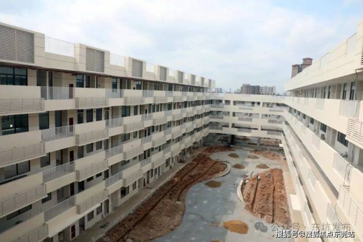 凯发k8旗舰厅ag：东坑教育版图再扩张!东莞市第十二高级中学9月启用将提供3300个学位!(图3)