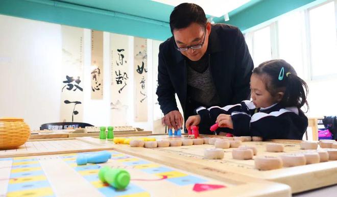 押注银发赛道13万家托育机构寻求转型！谁在率先试水“老幼共托”？AgeTravel(图5)