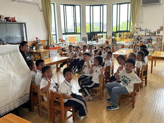 凯发k8旗舰厅ag：两所普通幼儿园的转型启示(图7)