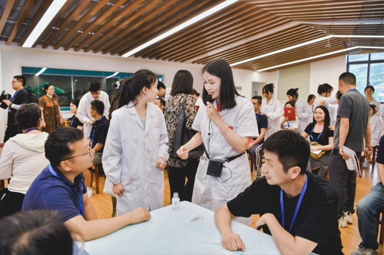 高职院校如何“破圈”发展？全国40余家主流网络媒体带你到重庆工贸职业技术学院寻找答案(图6)