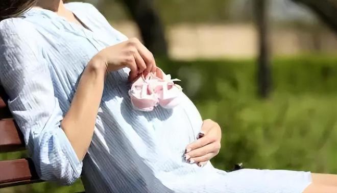 没人生娃了？上海一产科医生称：从一晚上8个剖腹产到现在1个没有(图3)