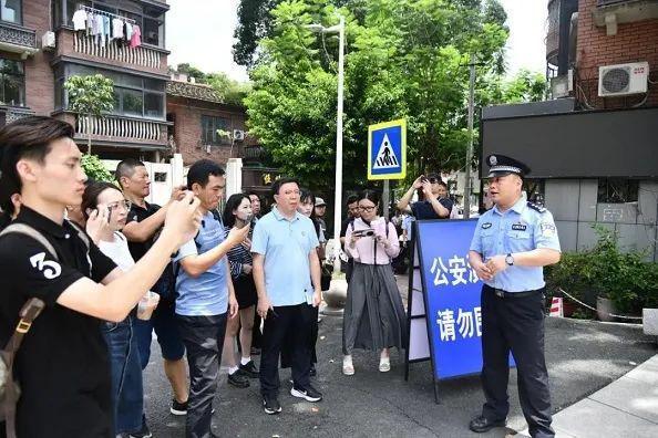 福建公安深入开展“护校安园”工作全省学校实现一键报警联网覆盖(图1)