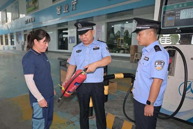 王飞翔：22载扎根基层用忠诚与担当织就平安画卷(图1)