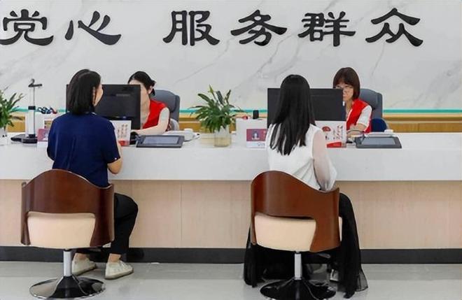 凯发国际：小学“关停潮”来了教师过剩2025年第一个被打破的铁饭碗出现(图34)