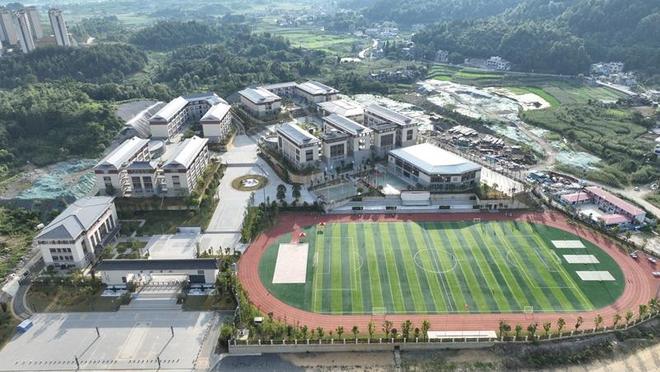 凯发国际首页：金沙教育：从“摇号焦虑”到“家门口优学”(图2)
