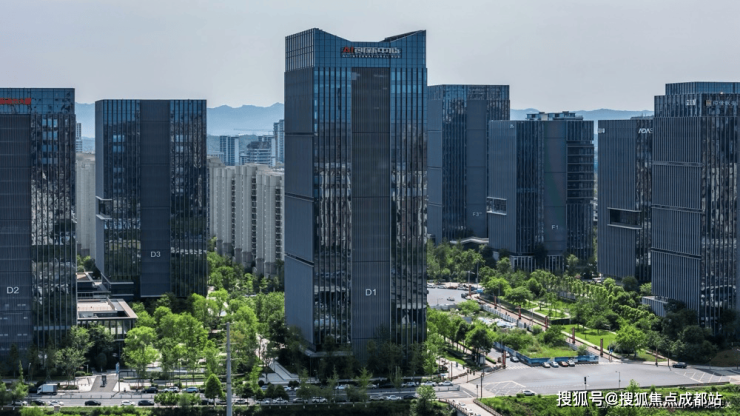 成都【中铁卓萃】售楼部电线月最新活动信息户型大小选择年终特惠申请通道售楼处实时更新(图4)