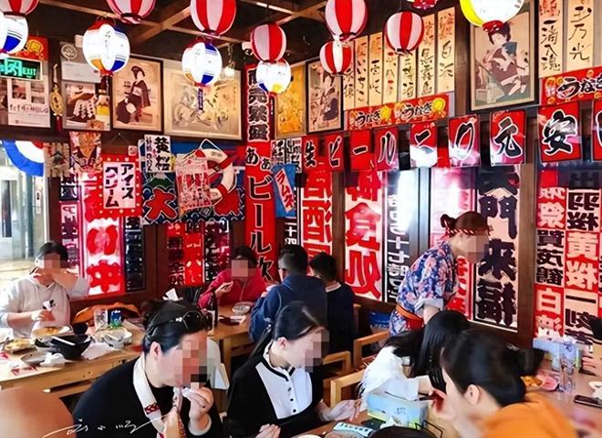 凯发国际：上海藏着五万日本人：不旅游只扎根！假如一旦开战后果不堪设想(图1)