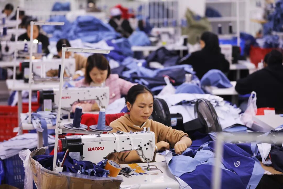 凯发国际：贵州锦屏：踔厉奋发谱华章砥砺前行结硕果(图5)