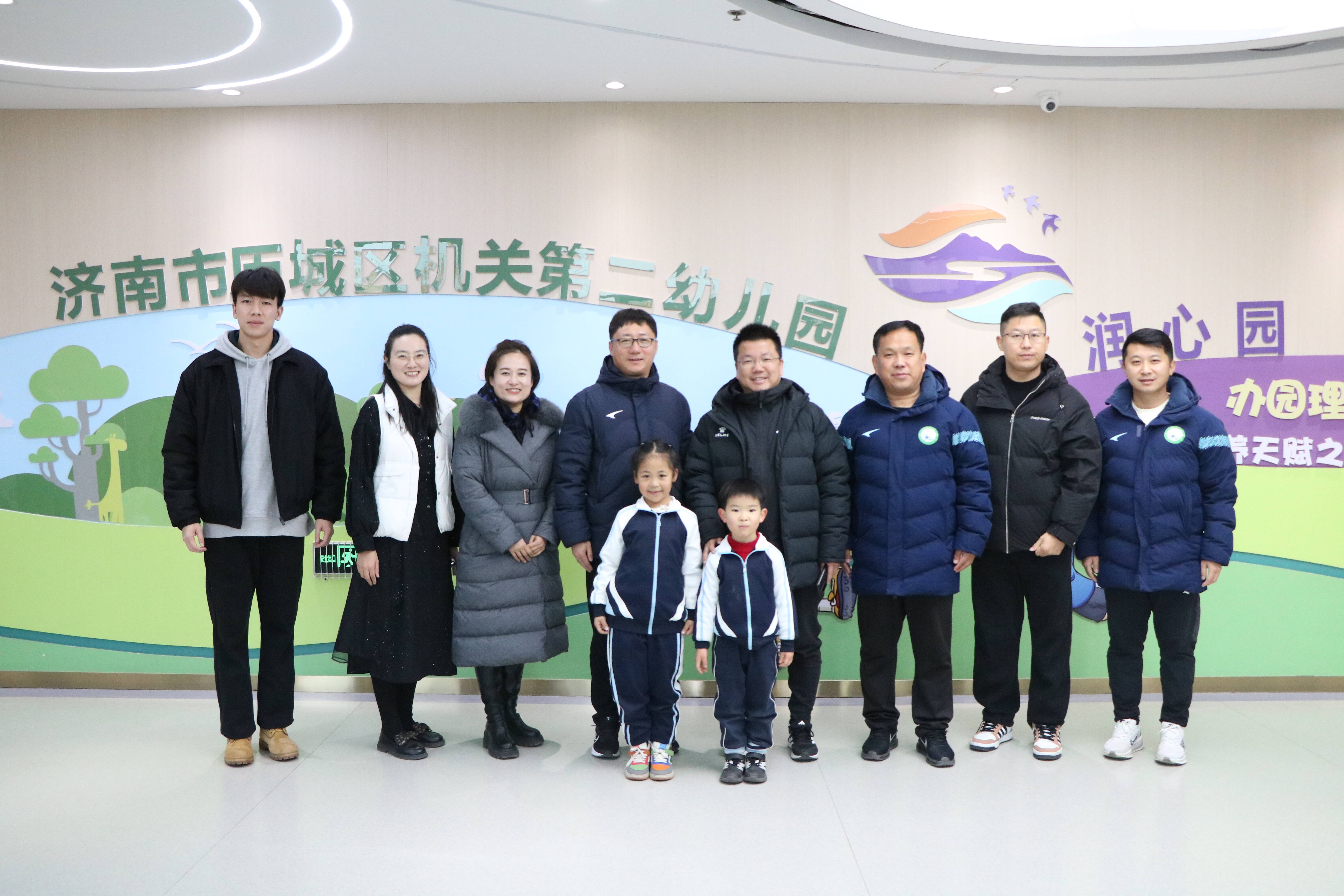 深圳市南山区校园足球团队赴济南历城交流共探南北青训发展新路径(图4)