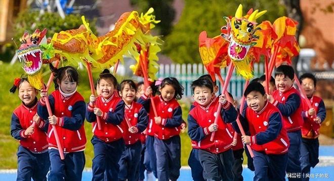 “人口警报”再次拉响这次是没人愿意再生了专家奇葩建议频出(图1)